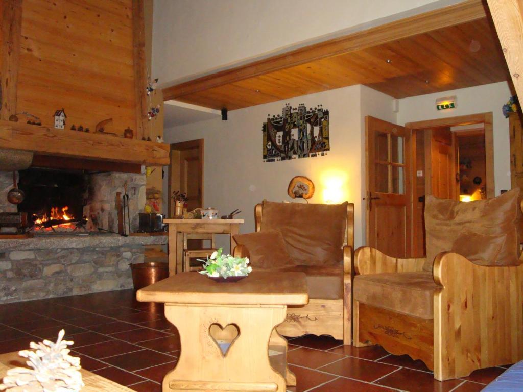 La Joubarbe Au Balcon Du Mont-Blanc Βίλα Σαλάνς Εξωτερικό φωτογραφία
